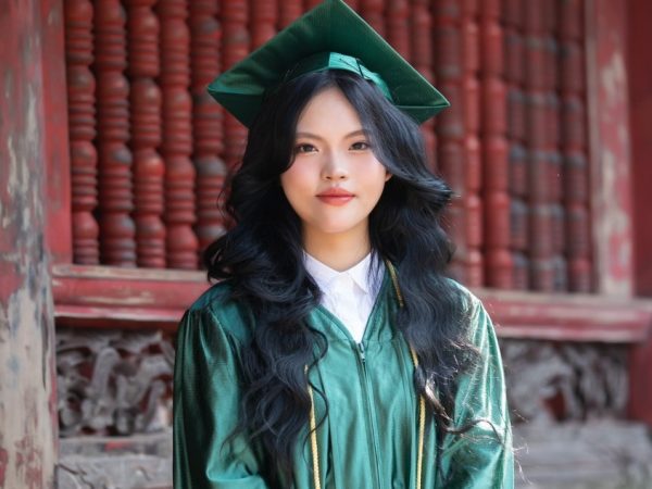 [Báo Vietnamnet] Nữ sinh xứ Nghệ trúng tuyển 9 đại học Mỹ